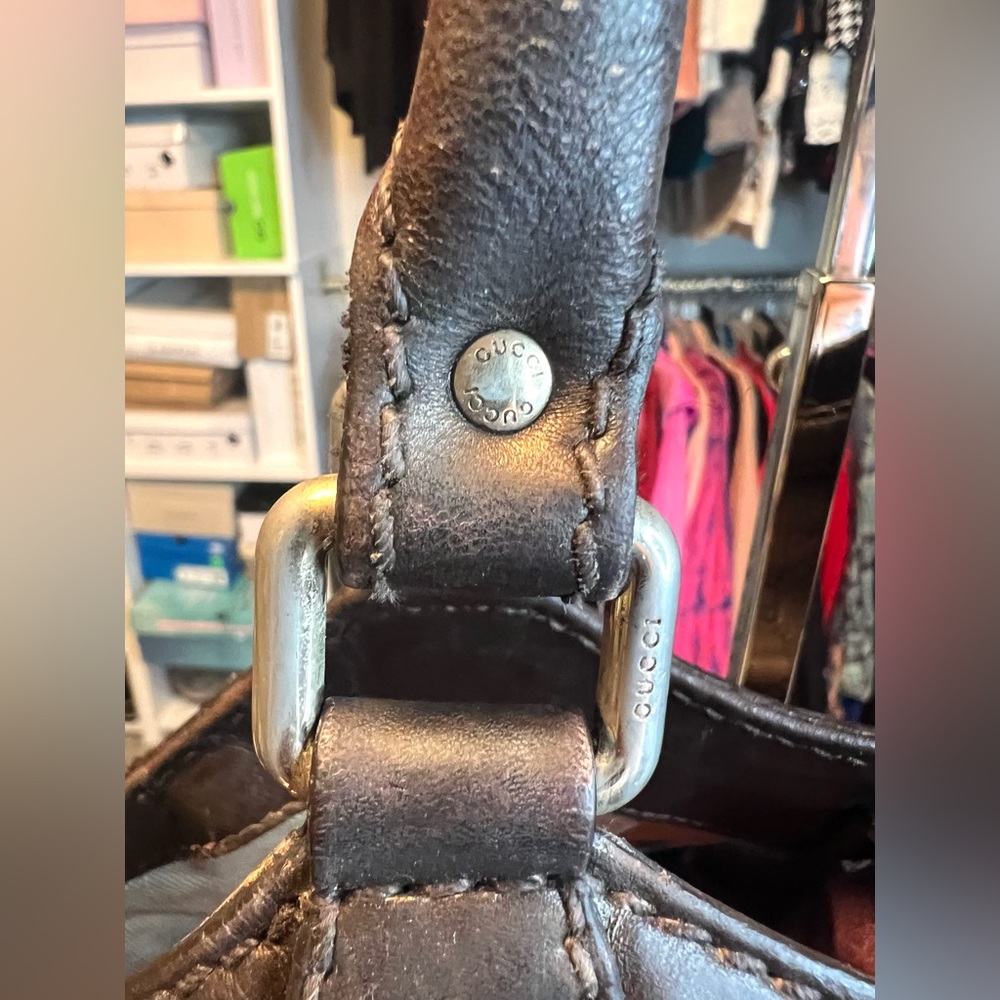 Authentic Gucci handbag - Picture 5 of 15